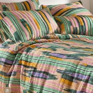 Anthropologie Naia Cotton Gauze Coverlet Set